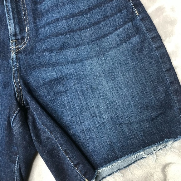 Calvin Klein Jeans Stone Wash Cutoff Bermuda Repreve Stretch Jean Shorts Size 4 - Picture 3 of 13